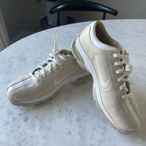 Nike Air Golf Shoes Giddy Up 307422 211 Leather Golf Tan White Women's Size 6.5